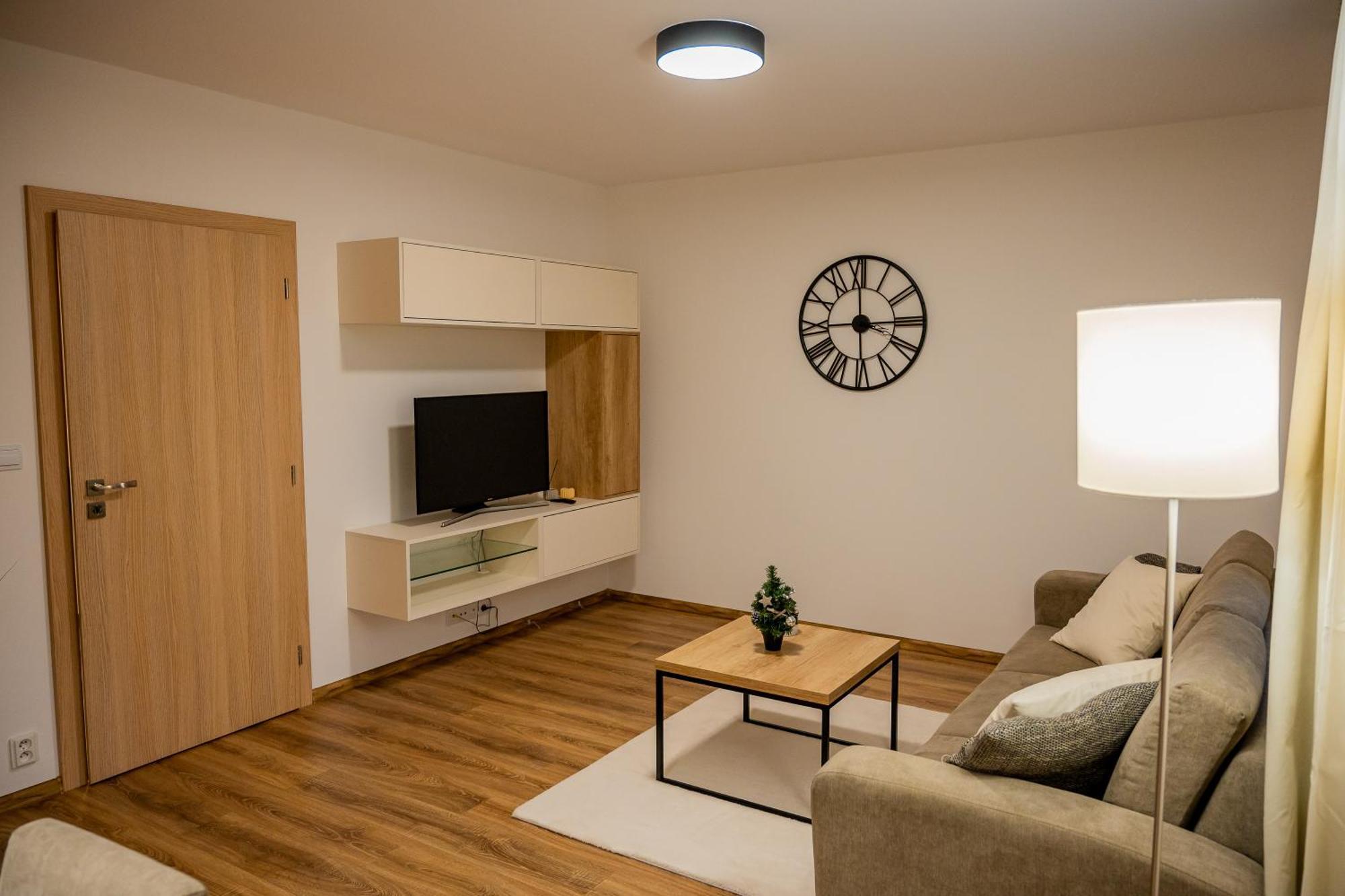 Old Town City Center Apartment 1 - Private Parking Included 코시체 외부 사진
