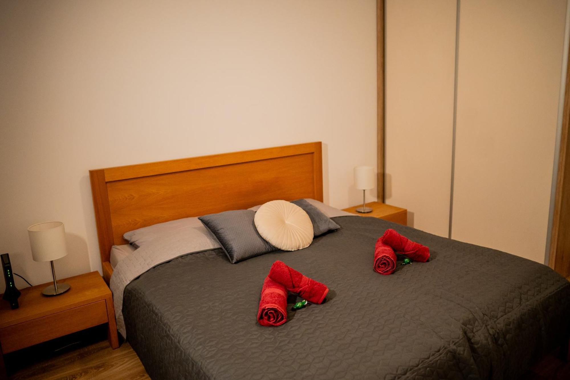 Old Town City Center Apartment 1 - Private Parking Included 코시체 외부 사진